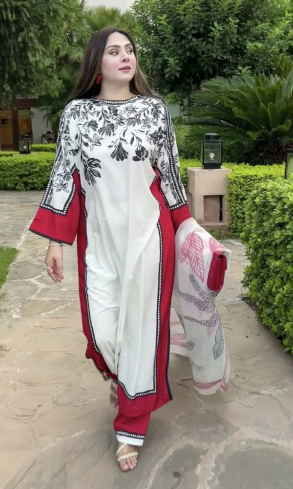 Lulusar - 3PC (Unstitched) Printed Shamoz Silk Suit - LS035 Galgarb Lulusar - 3PC (Unstitched) Printed Shamoz Silk Suit - LS035 Galgarb